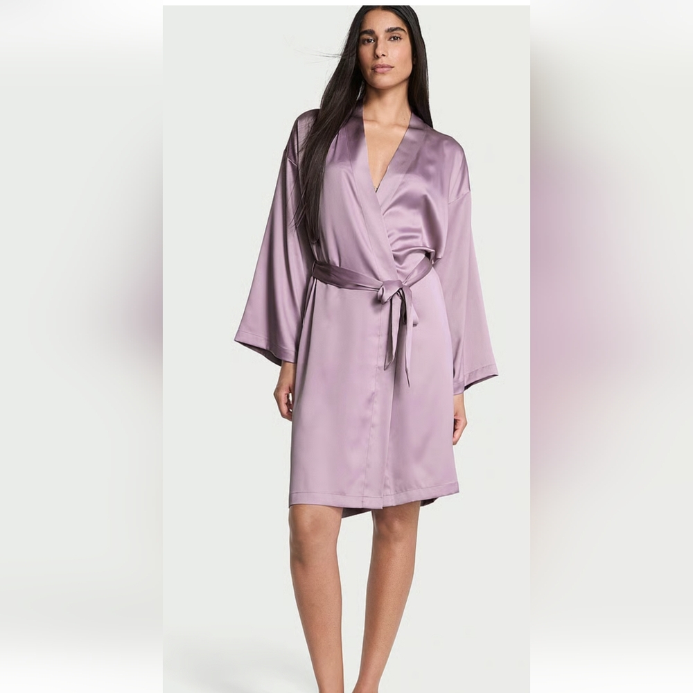 Victoria's Secret Lilac Hyacinth Pink Satin Midi Robe M/L